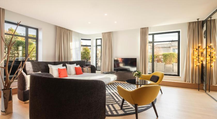 Image of Prestige Suite 11