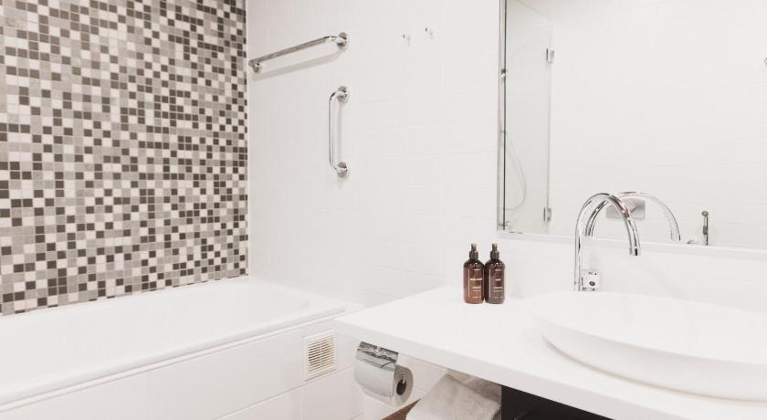 Image of Standard Twin Room 2