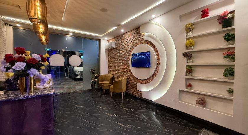 Gulberg Inn Hotel - image 5