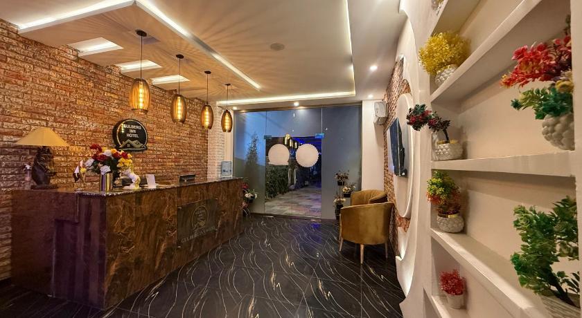 Gulberg Inn Hotel - image 3