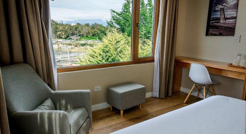 Image of Standard Double Room with Sea View 6