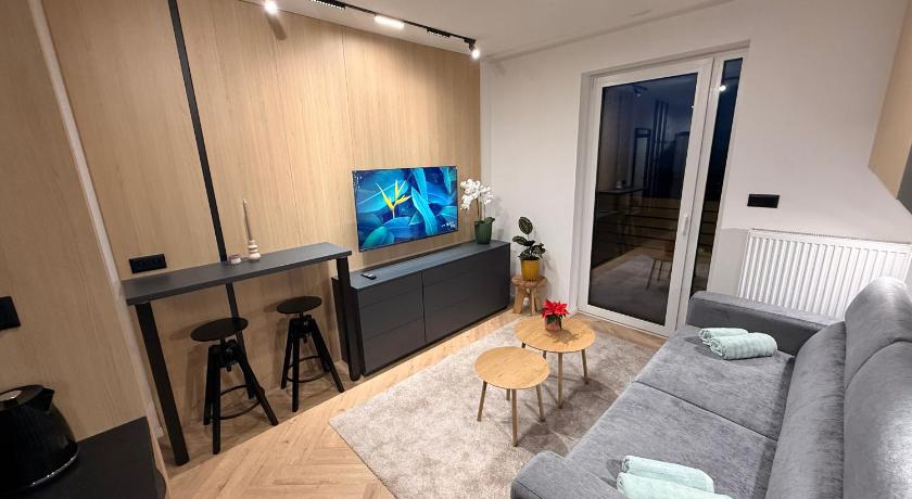 Apartmany Adelia - Apartmanovy dom Pinea - Mina