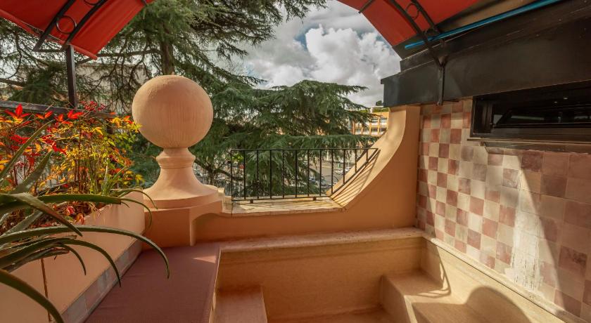 ローマ The Corner Townhouse Guest House 4つ星 ホテル 眺望