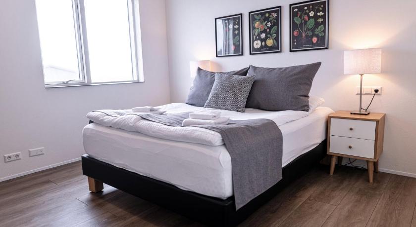 Image of Four-Bedroom Apartment with Mountain View 0