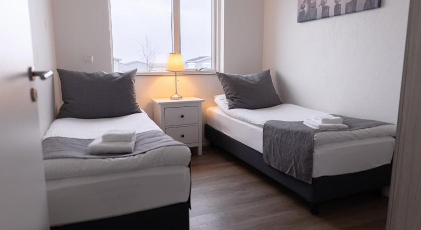 Image of Two-Bedroom Apartment with Mountain View 1