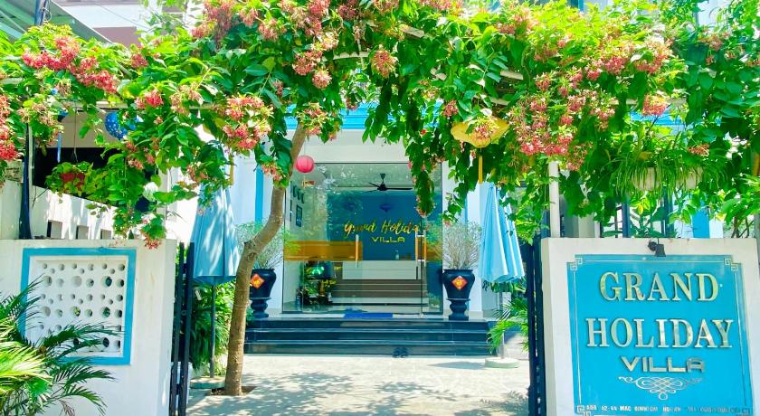 Grand Holiday Villa - image 14
