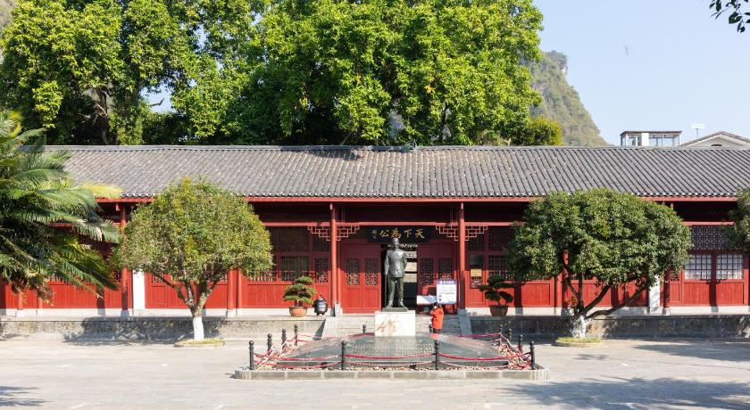 陽朔 花筑阳朔穗里居美宿民宿 ホテル 外観