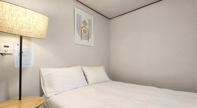 首尔 합정역 Hapjeong Stn, Hongdae, Sangsu, 3BR 3星级 住宿 餐厅