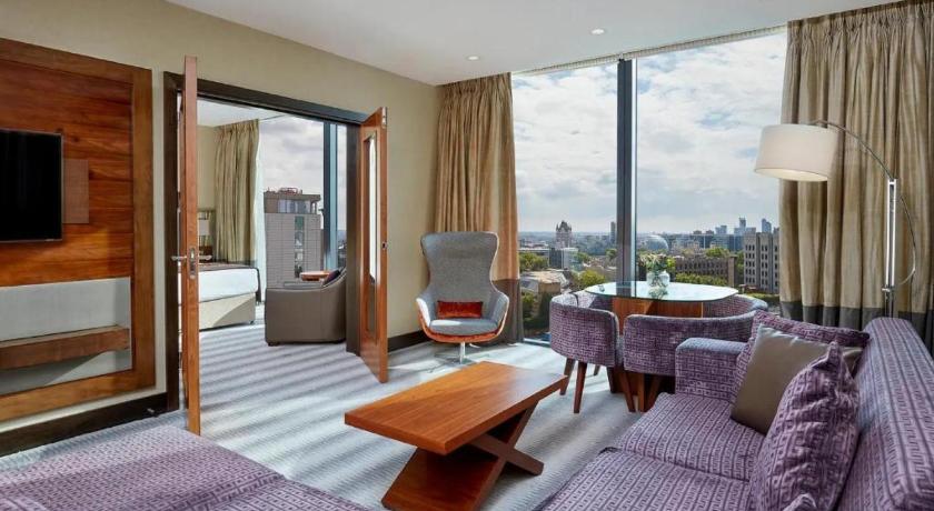 Image of Suite 4