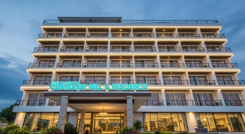 Townhouse Hillview Suites Pattaya Formerly Chatkaew Suites – Bang Lamung, DC