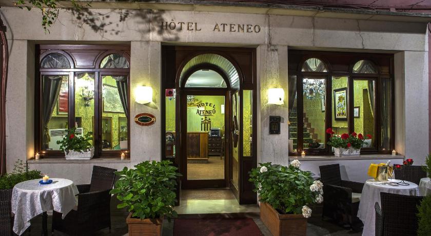Hotel Ateneo photo