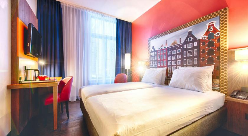 Image of Comfort Room 1 Twin Bed 5