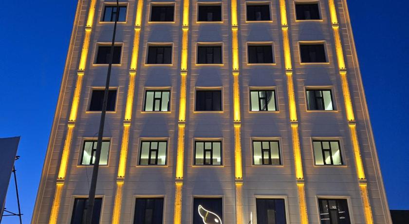 BAZ Hotel Airport Road