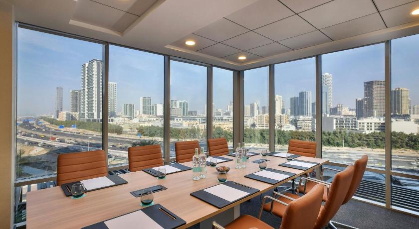 Hotel Local Dubai Jumeirah Village Triangle Autograph Collection - image 11