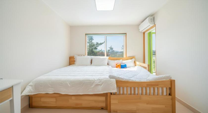 キョンジュ Gyepngju Camino Pool Villa 3つ星 ゲストハウス ロビー