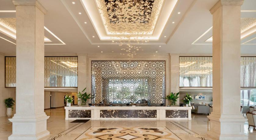 ダナン Melia Vinpearl Danang Riverfront 5つ星 ホテル 外観