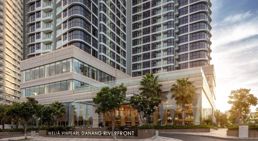 ダナン Melia Vinpearl Danang Riverfront 5つ星 ホテル スイート