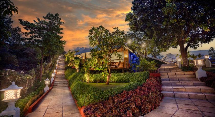 Image of Camp Della Resort King Bed with 15-minute Pickleball Experience (subject to Availability) and Complimentary Access to Indore Gaming Zone 6