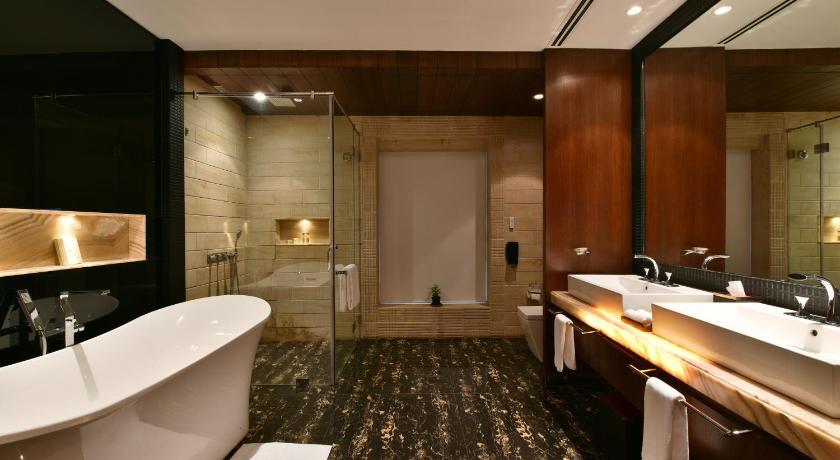Image of Luxury Resort King Room with 15-minute Pickleball Experience (subject to Availability) and Complimentary Access to Indore Gaming Zone 2