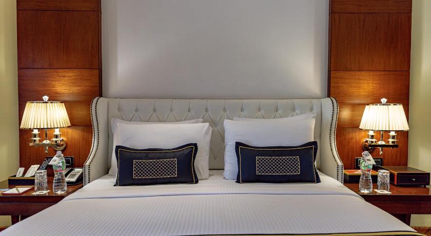 Image of Luxury Resort King Room with 15-minute Pickleball Experience (subject to Availability) and Complimentary Access to Indore Gaming Zone 7