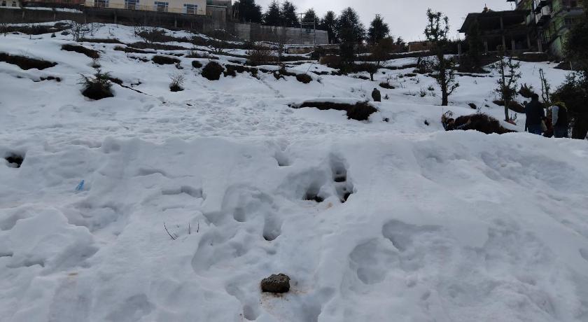 HOTEL HOWARD – Shimla, PA