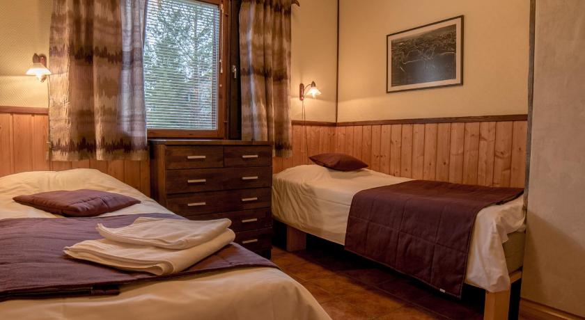 Image of Four-Bedroom House with Sauna 5