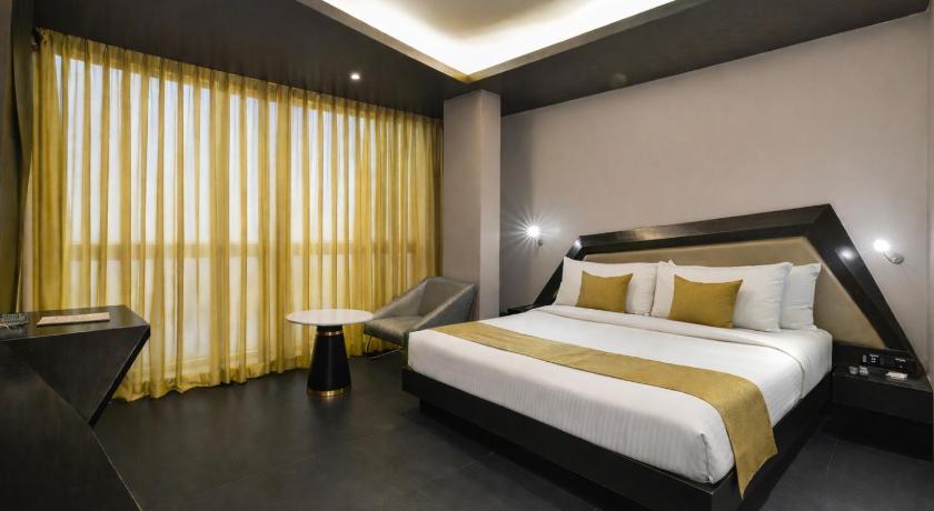Superior Double or Twin Room with Airport Transfers