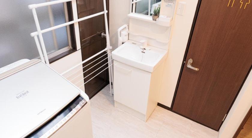 오사카 Osaka Urban Residence Tsuruhashi 숙소 로비