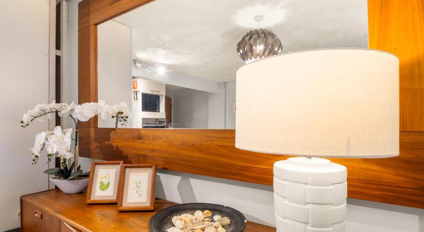 Image of Apartment with Terrace 2