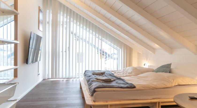 에그슈타트 Eggstätt Seeglück (Eggstatt am Chiemsee, Auto-Check-in 24-7, gratis Parkplatz an der Unterkunft, Netflix & Amazon Prime) 5성급 게스트하우스 스위트룸