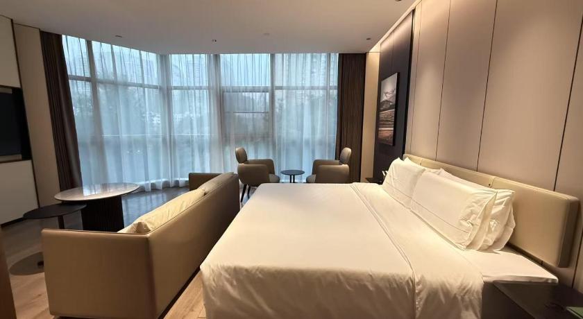 Atour Hotel Shenzhen Futian CBD Citizen Center - image 17