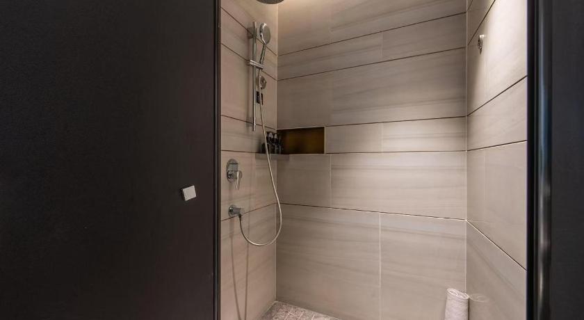 Atour X Hotel Shenzhen Convention Center Gangxia Metro Station – Shenzhen, IA