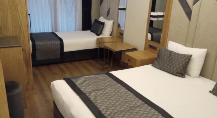 Image of Standard Triple Room 1