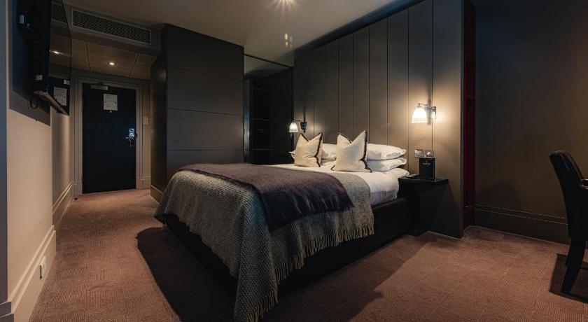 Image of King Room 6