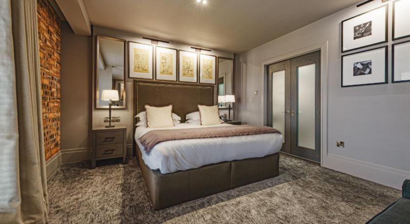 Image of Deluxe Suite 6