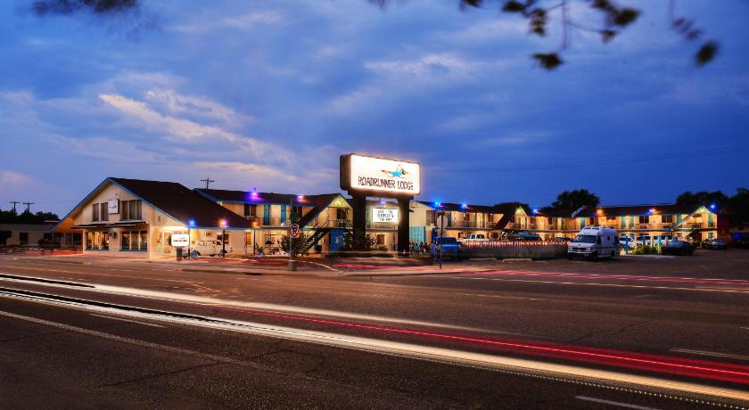 투컴캐리 (NM) Roadrunner Lodge Motel 숙소 객실