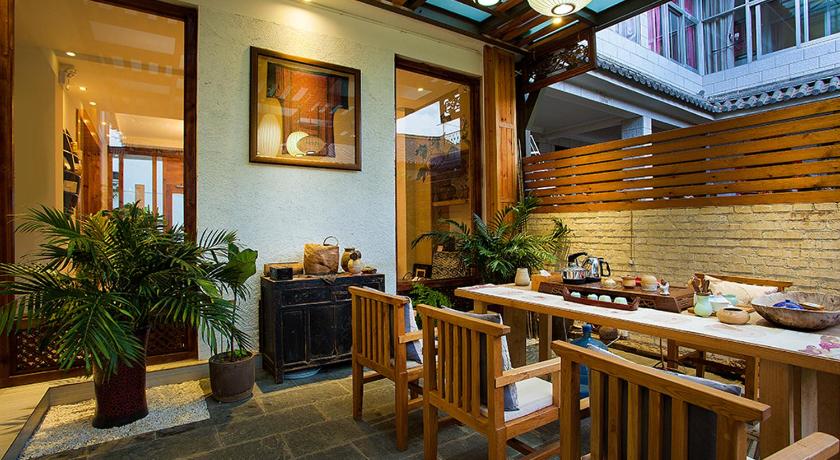 大理 Dali Yunxi Boutique Inn 4つ星 ホテル プール