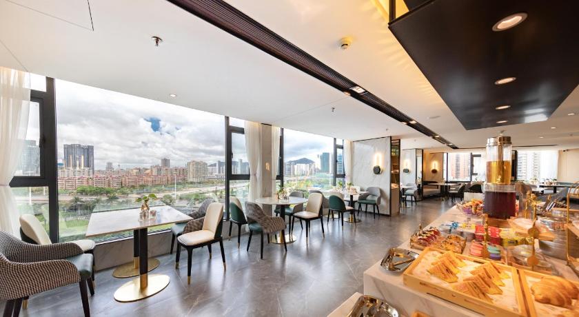 Atour Hotel Zhuhai Gongbei Fuhuali Huanyu City – Zhuhai, IA