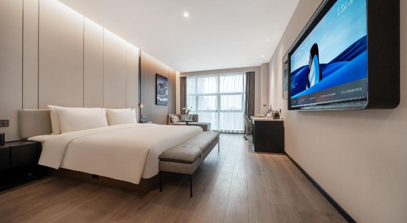 Atour Hotel Chengdu Tianfu New District Huayang Metro Station - image 4