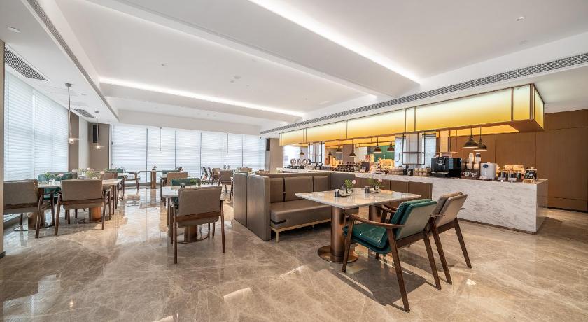 Atour Hotel Chengdu Tianfu New District Huayang Metro Station - image 9