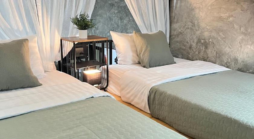 Image of Double or Twin Room with Private Bathroom 4