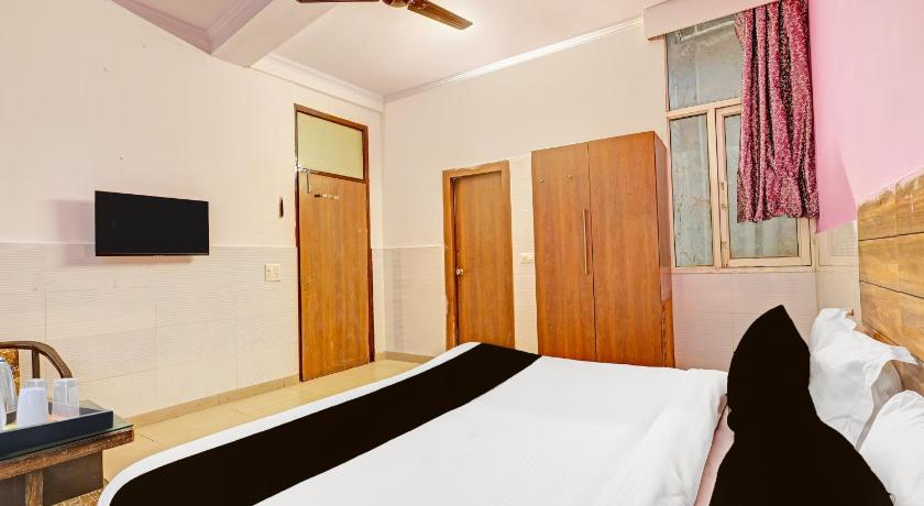 Image of Standard Double Room 11