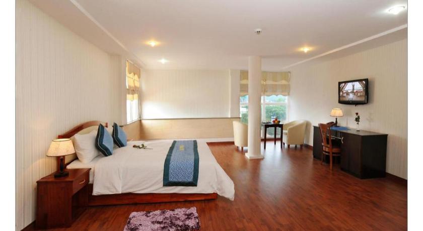 Da Nang Song Thu Hotel 2-Star Hotel suite