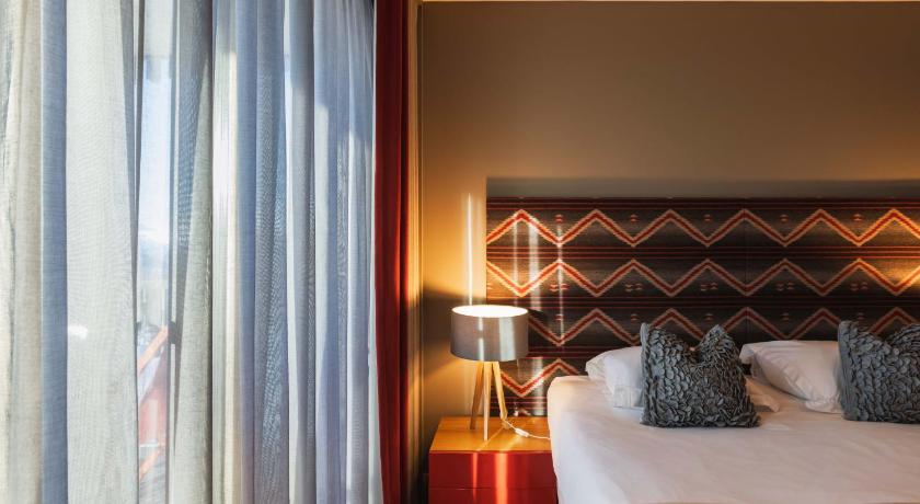 Image of Double or Twin Room with Terrace 4