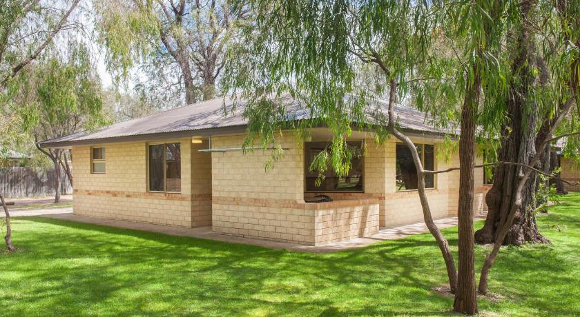 Siesta Park Holiday Resort, Siesta Park, Beachside haven nestled between Busselton and Dunsborough — Hotel in Vasse