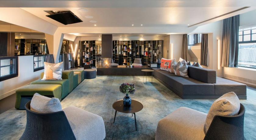 Image of Penthouse I (Bank), 1 Bedroom Bi-level Suite, Canal view 9