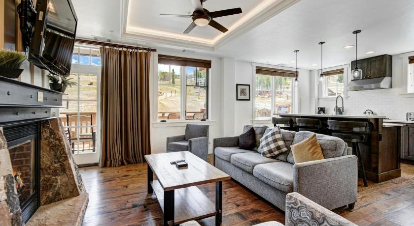 Image of Apartment 3