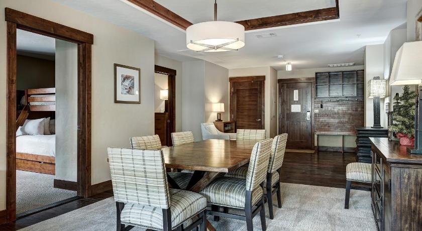Image of Apartment 11