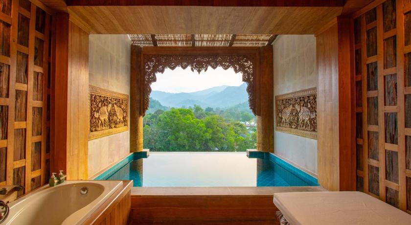 Image of Pool Suite Water View 2