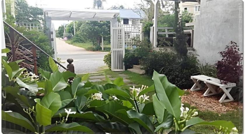 华欣 / 七岩 Baan Parinda (Pompom Home) 2星级 酒店 套房